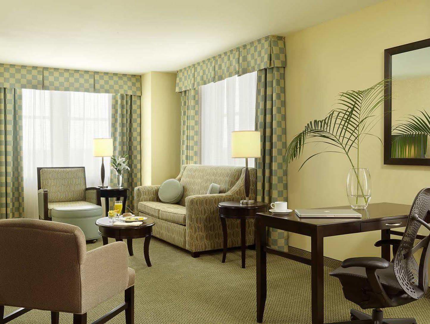 Hilton Garden Inn Jackson Downtown Exteriör bild